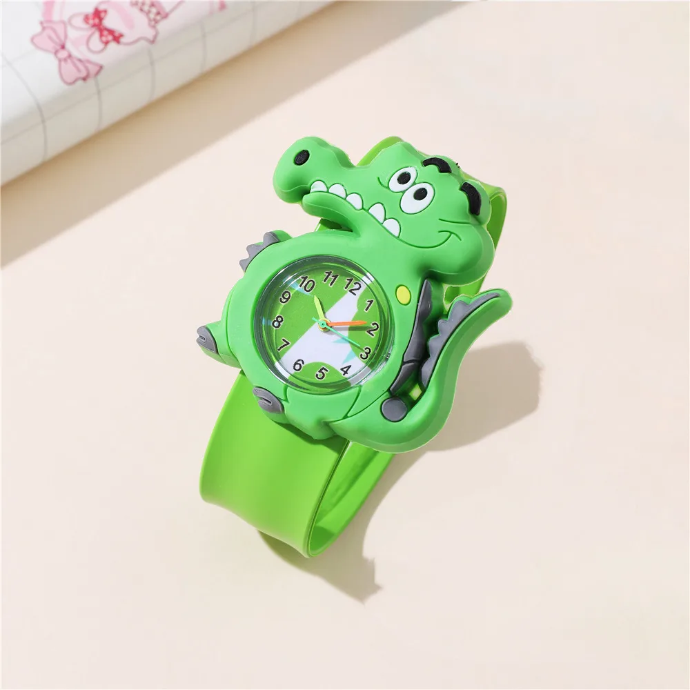 I bambini di personalità dei modelli degli animali dello squalo grigio guardano l\'orologio da polso del Silicone dell\'orologio del bambino per lo