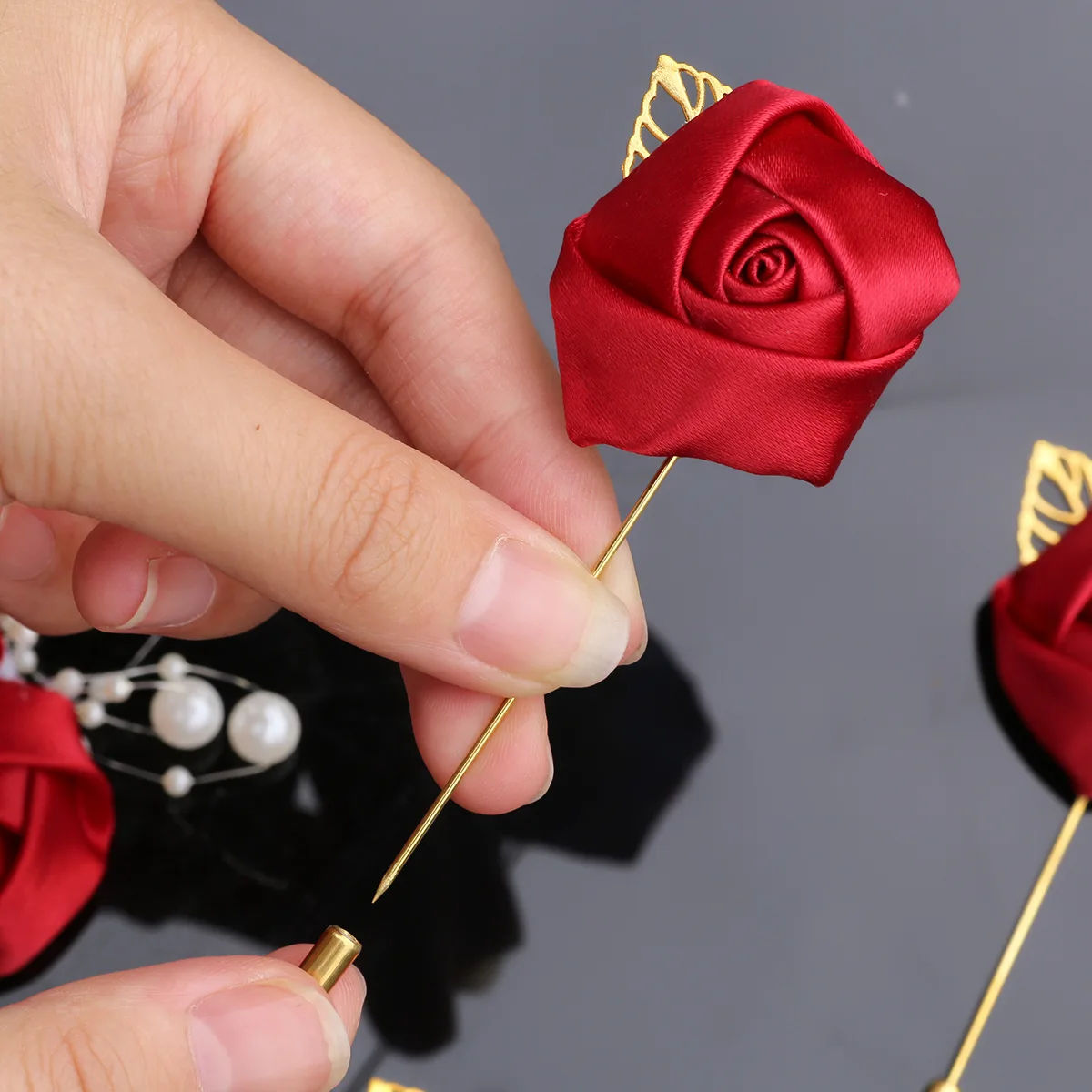 Fashionable and Generous Handmade Corsages Exquisite and Small Men's and Women's Brooches for Wedding Photo Props