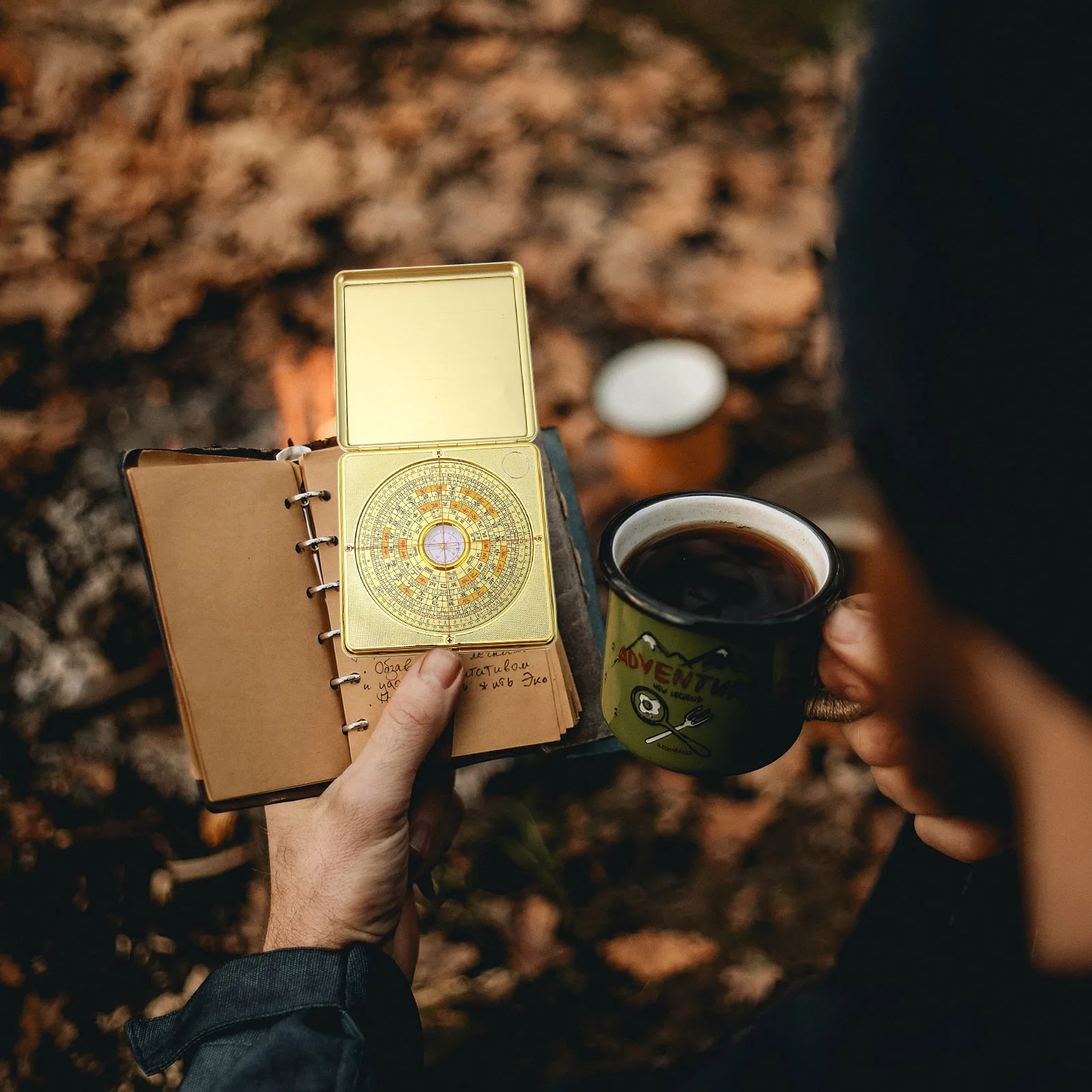 

1Pcs Feng Shui Pan Compass Square Design Camping Waterproof Hiking Outdoor Supplies Geology Alloy Multi-Use