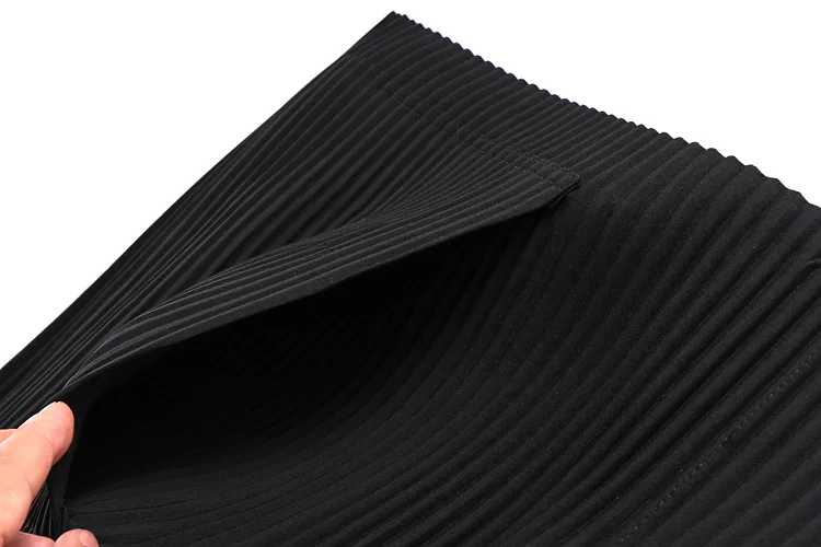 YUDX Miyake Pleated Canvas 2023 New Casual Solid Color Folding Bag Messenger Bag HOT SELLING IN STOCK