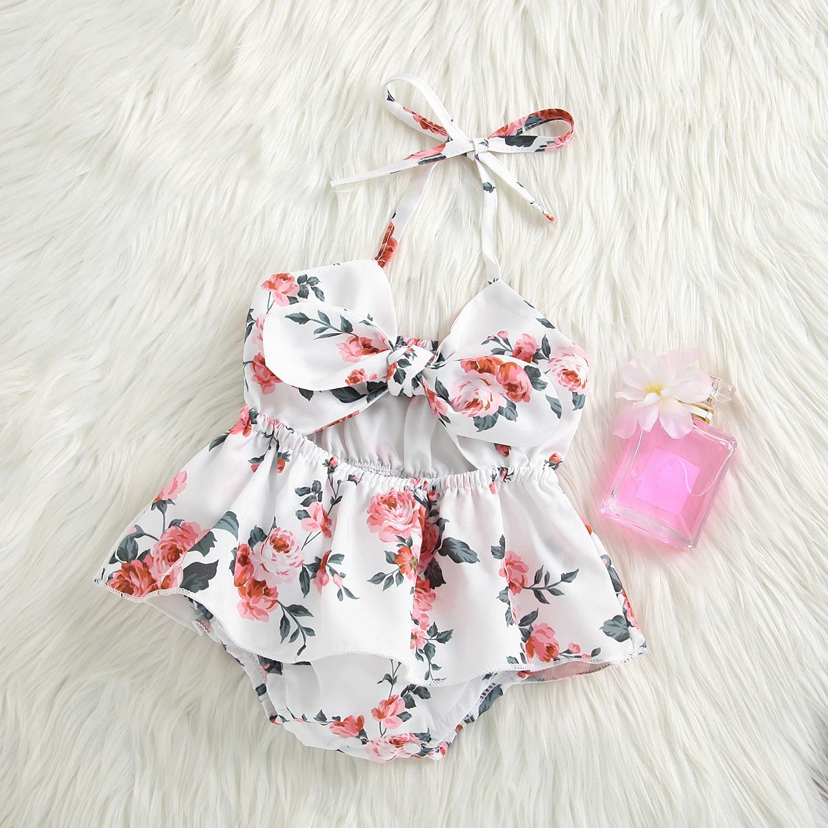 

Summer Baby Girl White Base Colour Rose Printed Neckless Front Bowknot Halter Hoodie