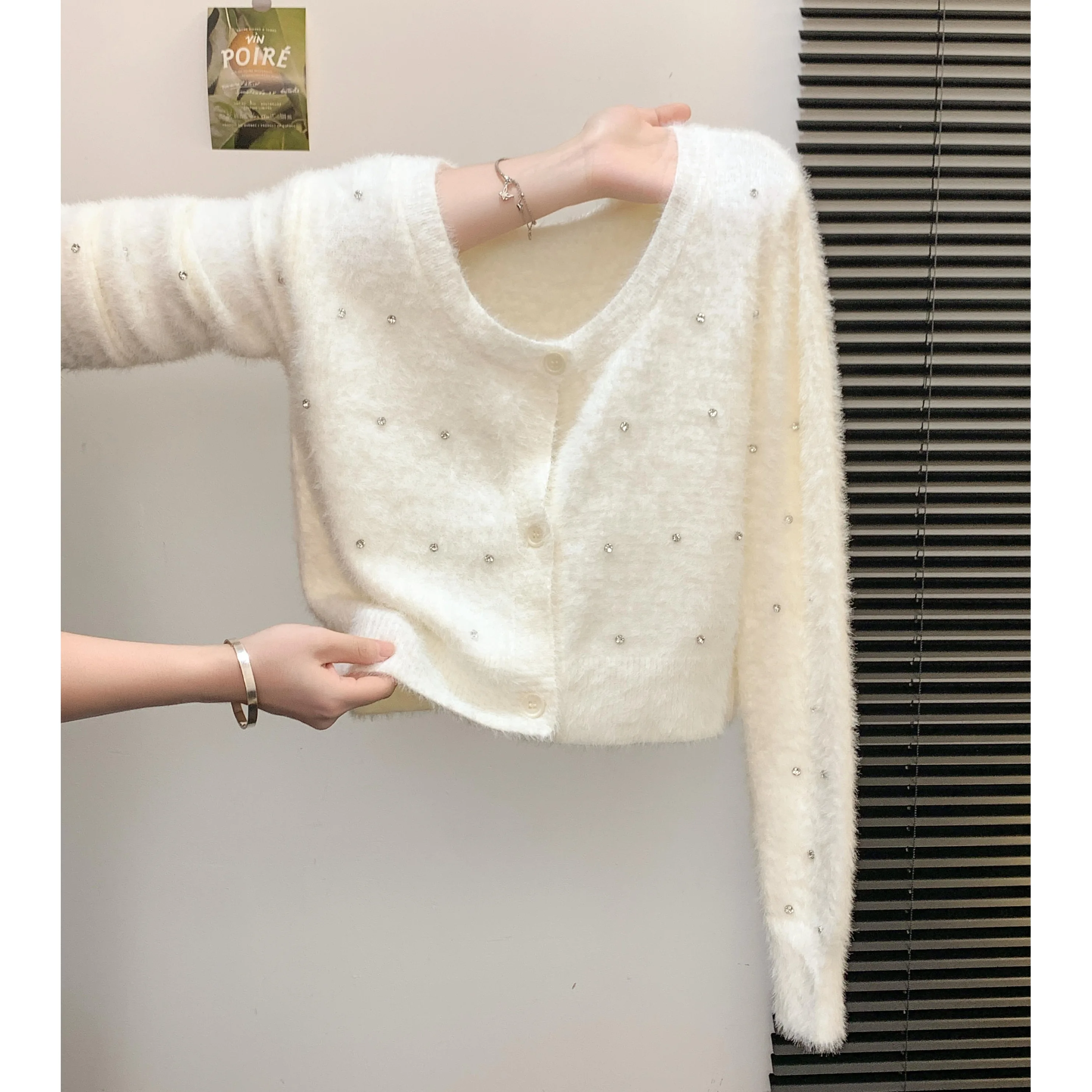 

White Diamond Embellished Short Knitted Sweater Coat Women's Autumn Winter New Style Soft Cozy Female Outerwear Straight Cut