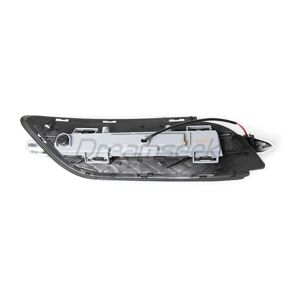 LED DRL Fog Lamp Cover For Mercedes-Benz B-Class W246 B180 B200 2011 2012 2013 14 Daytime Running Light With Yellow Turn Signal view 4