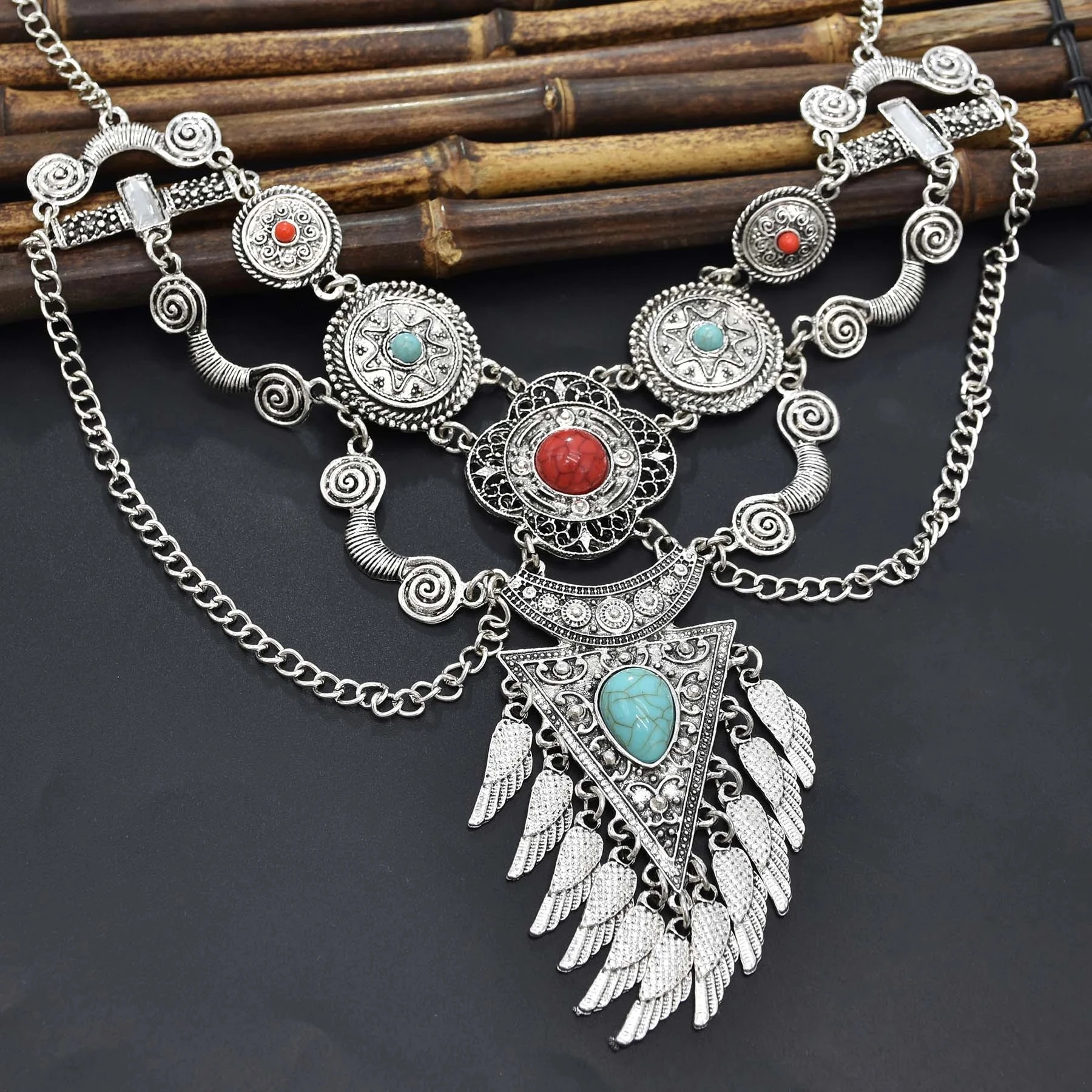 Vintage goldene silbrige Statement-Halskette für Frauen, bunte Strasssteine, lange Ketten, Halsketten, Gypsy, Boho, ethnischer Halsschmuck – Detail 23