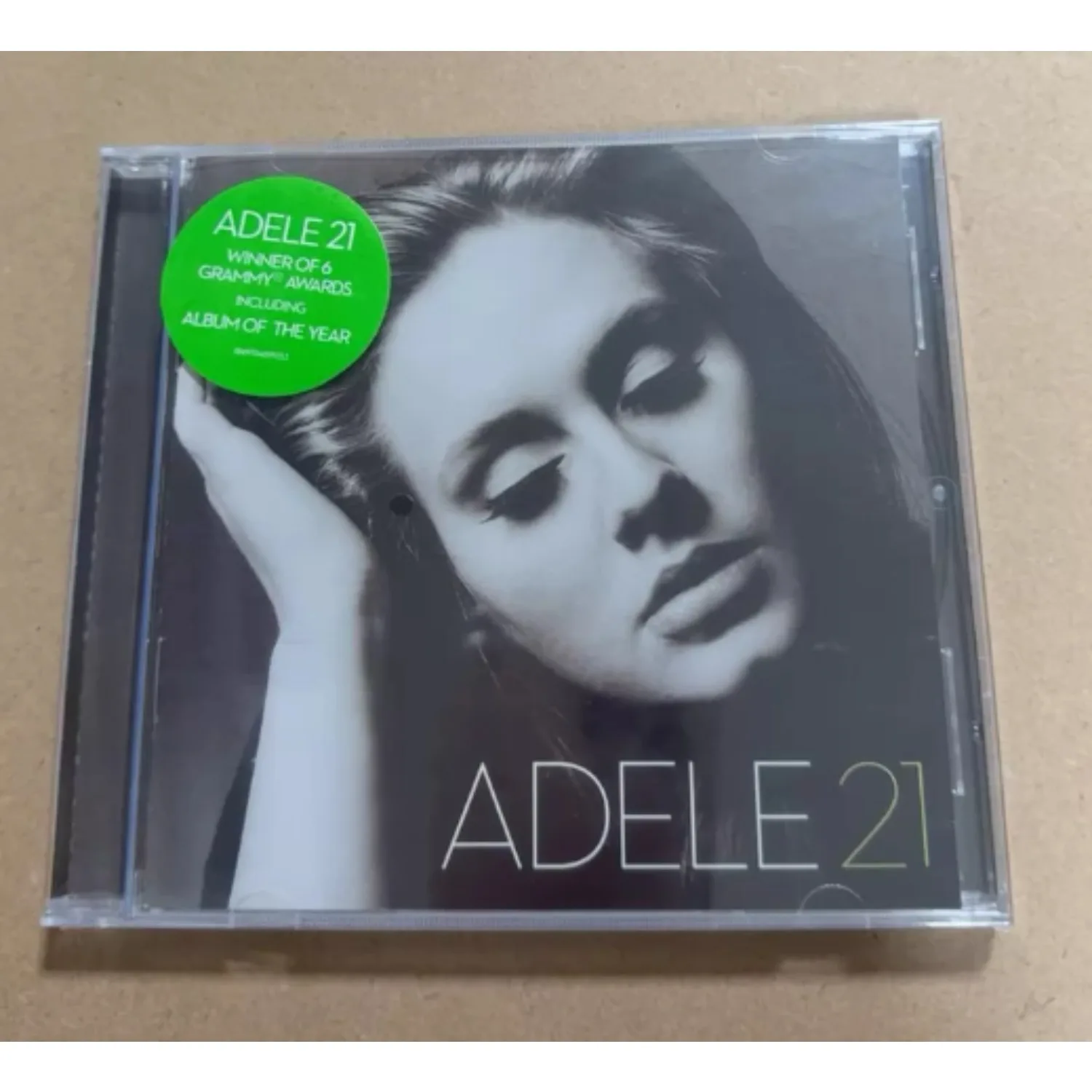 

21 Soulful Pop Music CD Album Classic Black-and-White Portrait Art Cover Premium High-Fidelity Audio Collectible Record