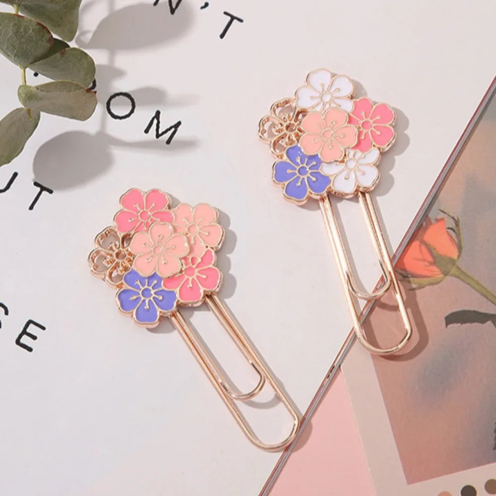 1pc Pink Sakura Flowers Metal Bookmark Exquisite Cherry Blossom Paper Clip Kawaii Bookmarks Funny Gift Bookmarks Xmas Gifts