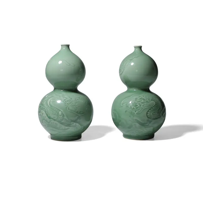 

New product Shuanglong play bead gourd bottle Chinese handmade cyan engraving flower device home ornament