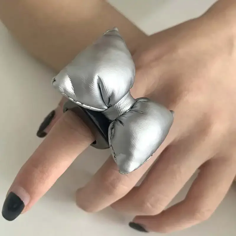 Korean Fashion Sponge Leather Silvery Bowknot Ring for Women Sweet Cool Charm Aesthetic Rings Accessories Harajuku Y2k Jewelry