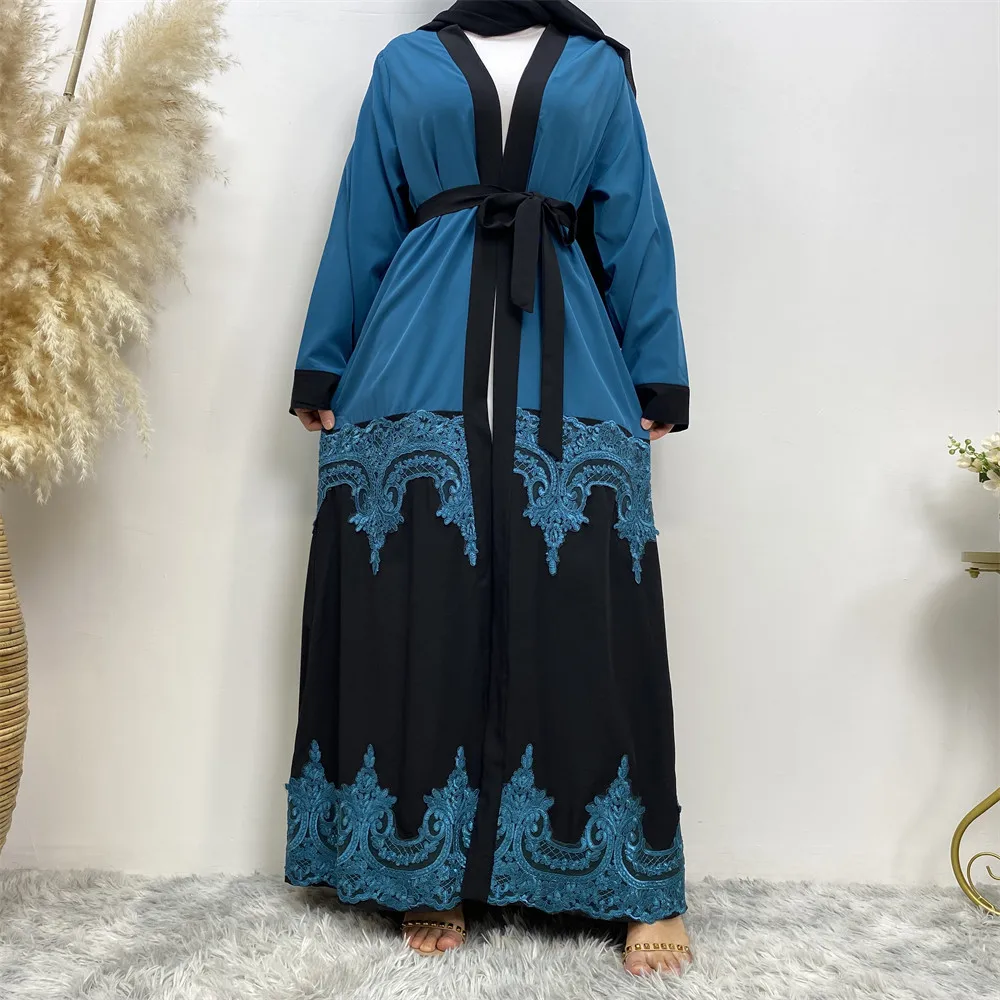 Fashion Muslim Dubai Women\'s Robes 2023 Muslim New fashion lace cut-out patchwork Cardigan Turkish Islamic Dress Long African dr