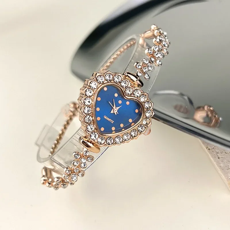 Luxury Vintage Heart Dial Green Watch Fashion Casual Women Quartz Watch Rhinestone Bracelet Ladies Wristwatches Dropshipping