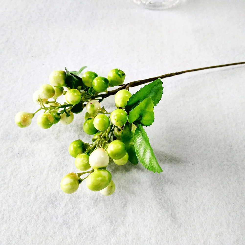

Artificial Lifelike White Berries Realistic Fake Decorative Fruit for Store Display Kitchen Party Simulation Berries