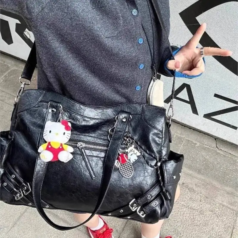 Hot Girl Retro Black Tote Women Studded Leather Textured Large Capacity Shoulder Ladies Edgy Cool Punk Y2k Crossbody Bag