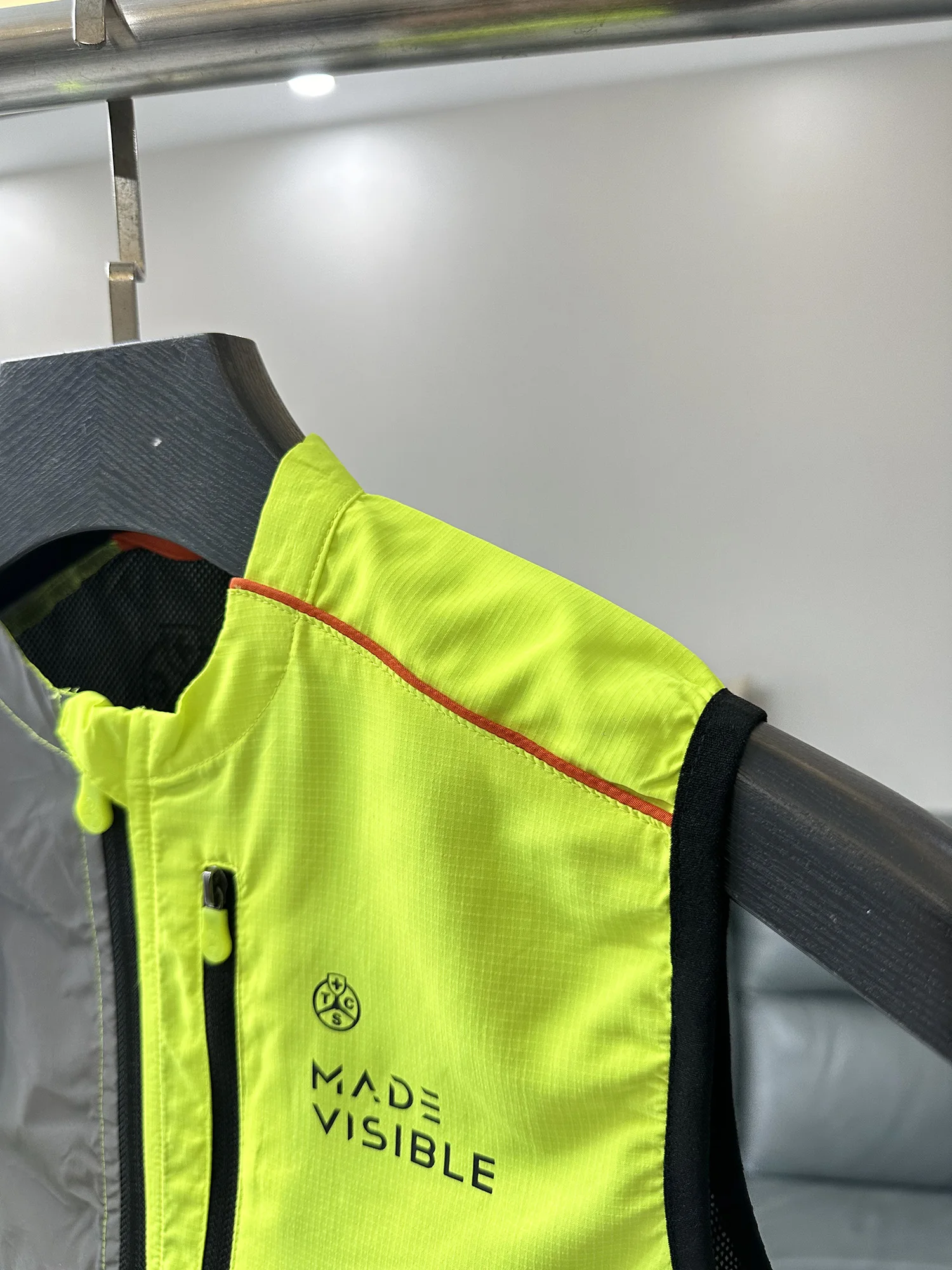 反射性軽量アウトドアサイクリングベスト子供用ユースファッショ - Youth Cycling Gear のレビューと価格