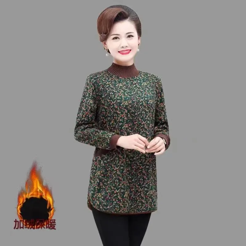 Pocket Women's Winter 2025 Plus Velvet Padded Coat Middle-aged Elderly  Female New Jacket Long Sleeve Velvet Bottoming Shirt