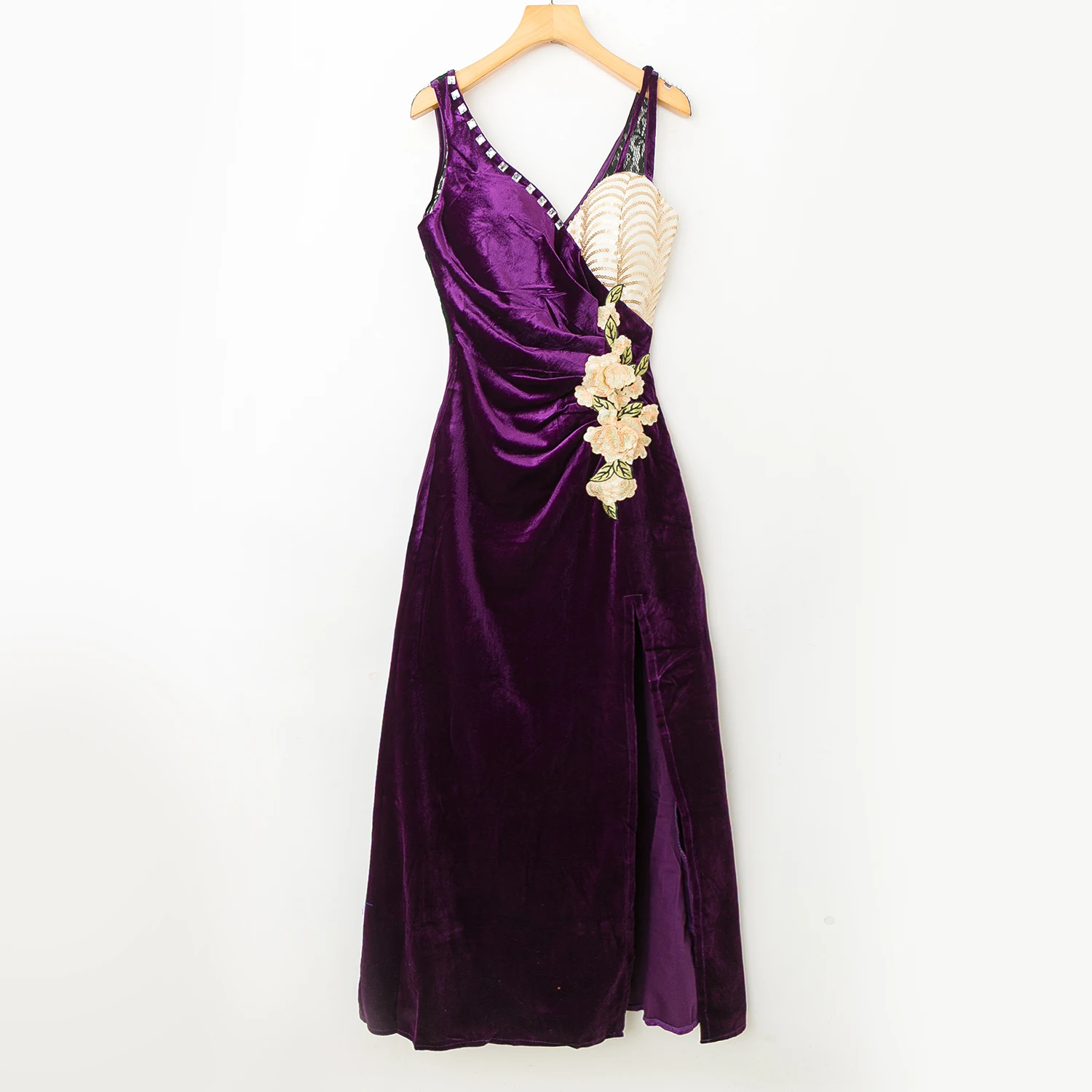 فستان سهرة أنيق لحفلات أعياد الميلاد بخصر مرتفع وترتر وياقة على شكل V بدون أكمام للحفلات والعشاء على الطراز الكوري بطول متوسط...