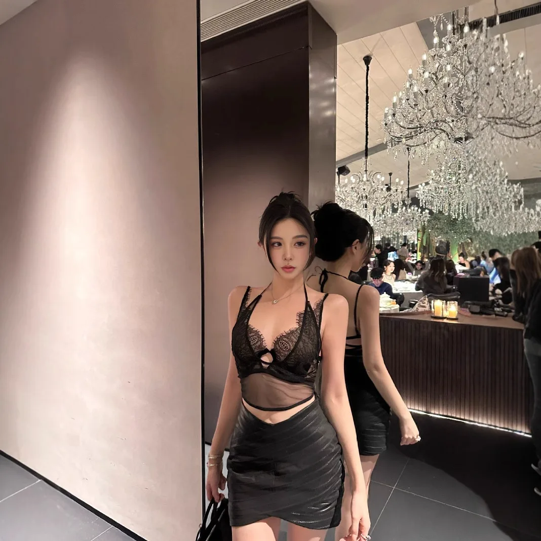 

customized women's adult fashion clothing, sexy perspective mesh wavy lace eyelashes lace suspender big U-neck hanging neck vest