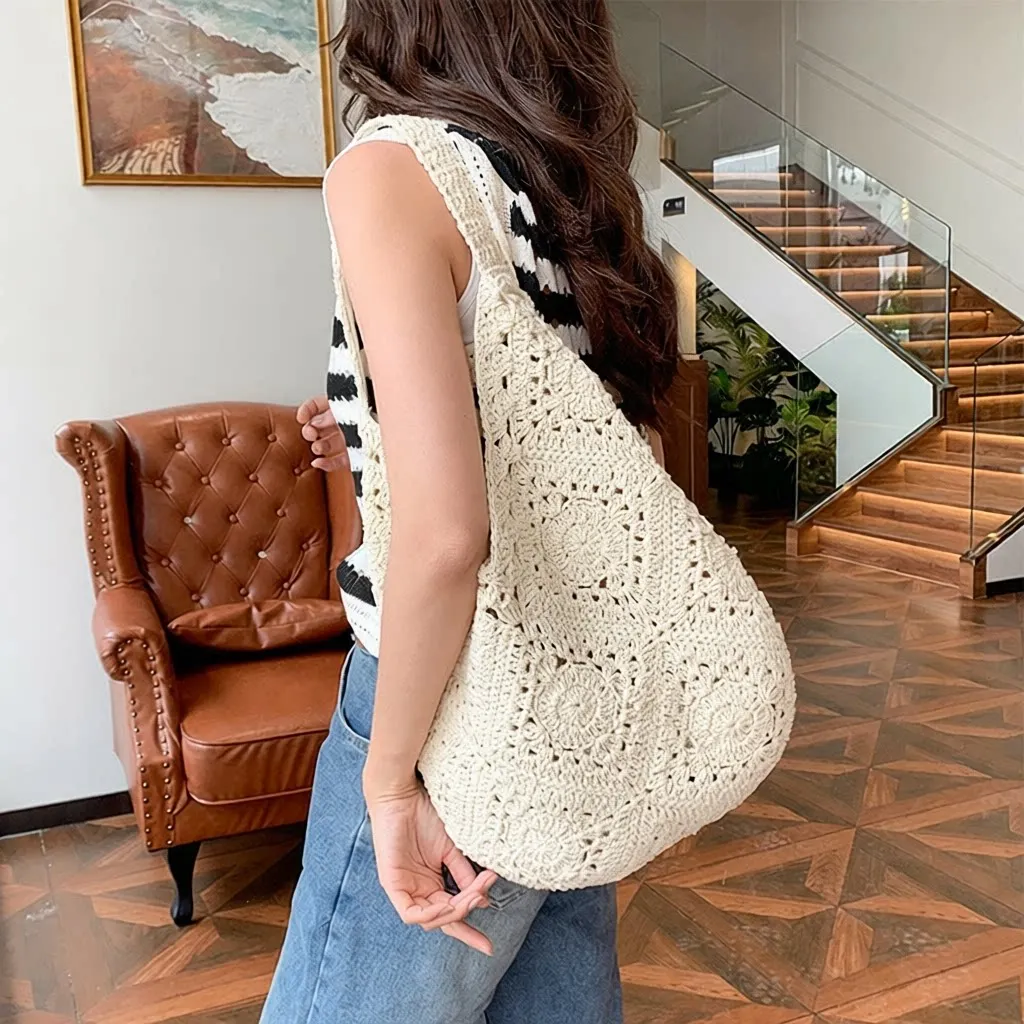 Handwoven Bohemian Style Large Capacity Casual Shoulder Bag for Beach Vacation Hook Knitted Bag Artistic Forest System