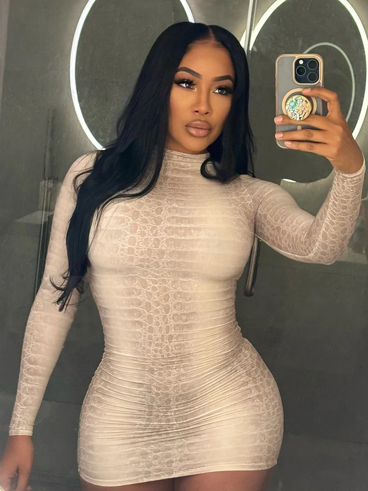 奇妙な猫のようなセクシーなスネーク柄ドレス女性冬のトレンドフルスリーブセクシーなストリートミッドナイトアクティビティストレッチスキニーミニボディコン