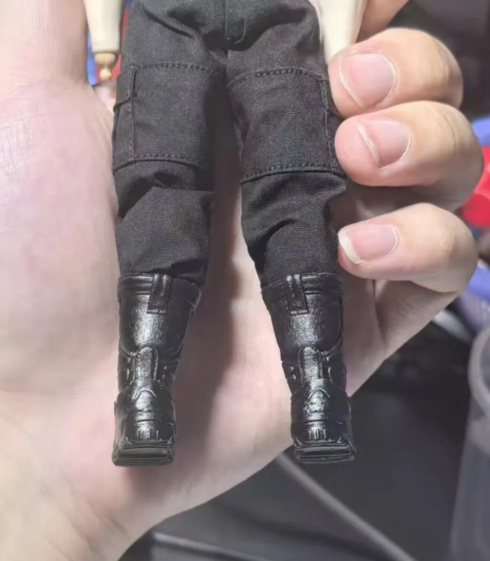 Modelo de botas em escala 1/12 para Gwtoys de 6''