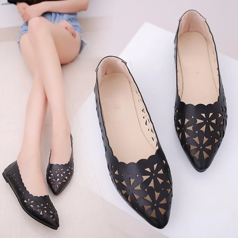 2023 Women Hollow Flats Sandals Soft Ballet Shoes Female Fashion Casual Flats Slip on Breathable Comfort Ladies Shoes