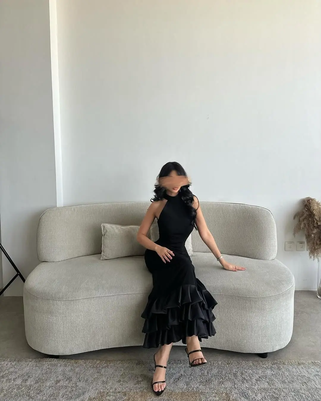 Vestido de noite personalizado, camisa requintada, gola redonda, sem mangas, vestidos de celebridades, linha a, comprimento do tornozelo, vestidos de festa franzidos em camadas