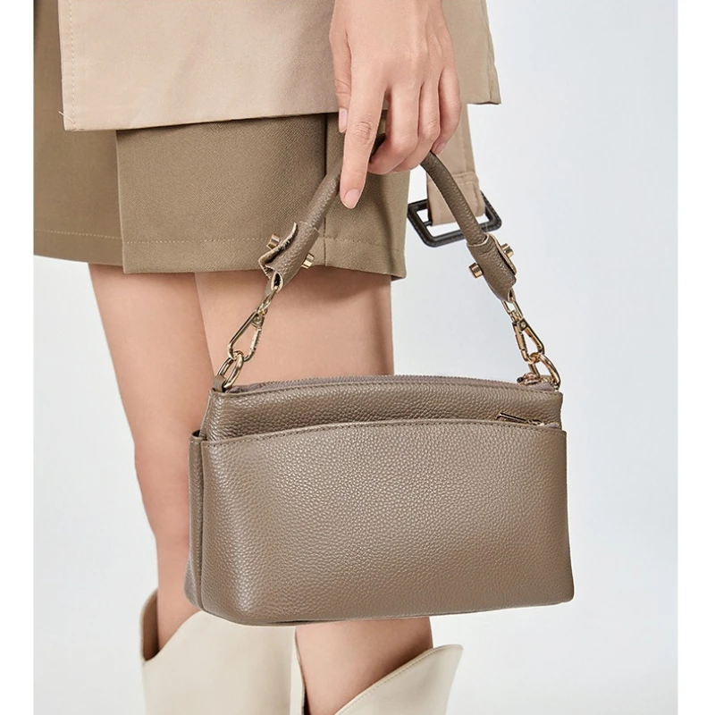 

100% Genuine Leather Women's Bag First Layer Cowhide Versatile Commuter Tote Lightweight Crossbody Shoulder Small Bag New Design