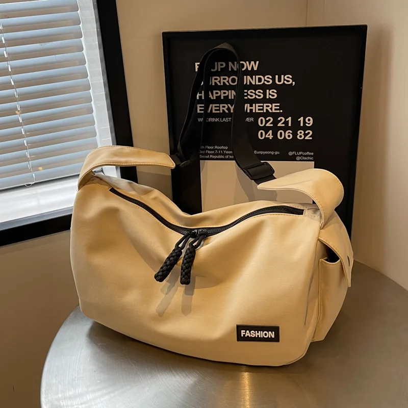 Women's Shoulder Bag Fashion Nylon Solid Color Zipper Personality Sports Fitness Casual Large Capacity Storage Unisex Crossbody