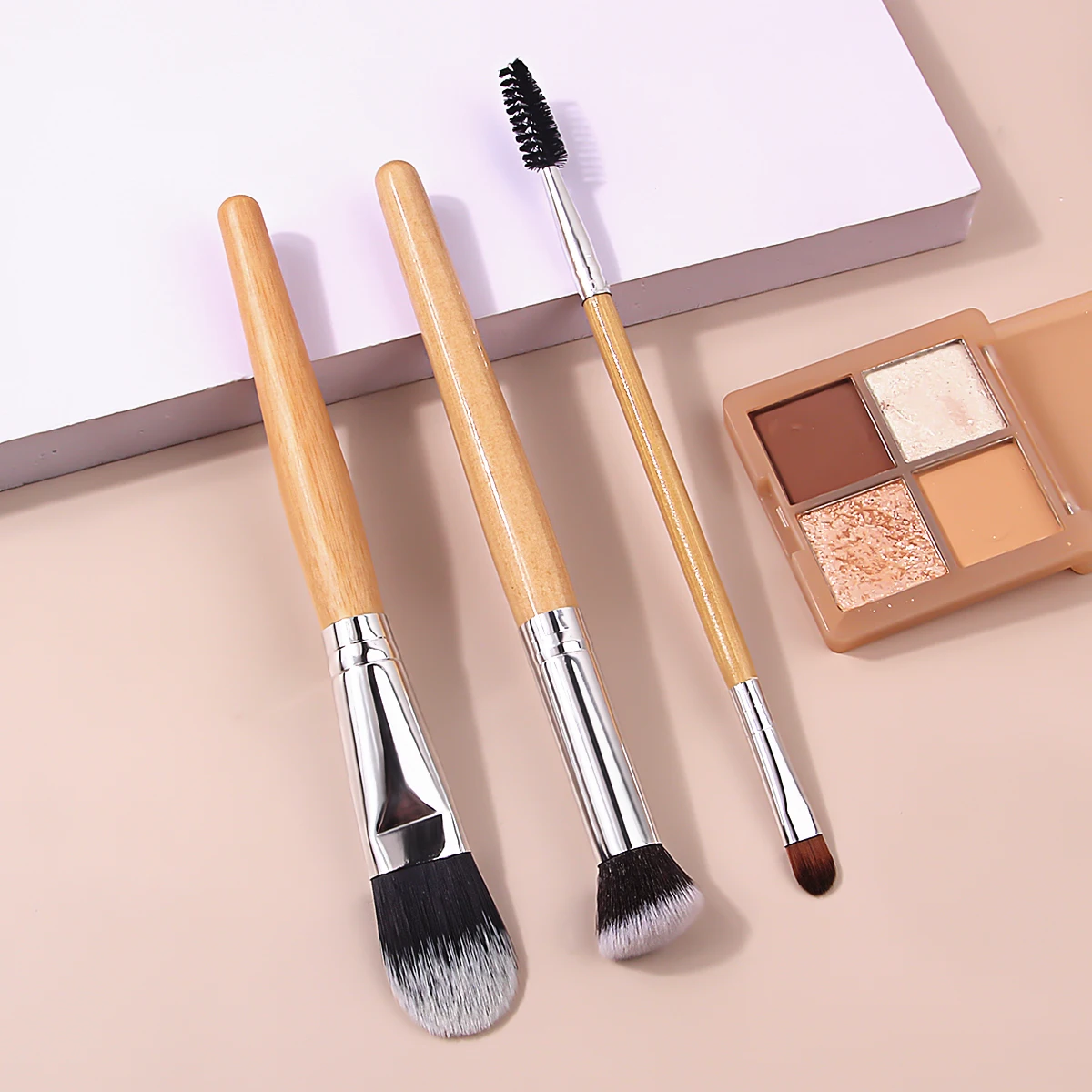 초보자용 나무 손잡이 더블 헤드 마스카라 브러시, 아이섀도우 브러시, 파운데이션 브러시, 다기능 메이크업 브러시 도구, 3 개