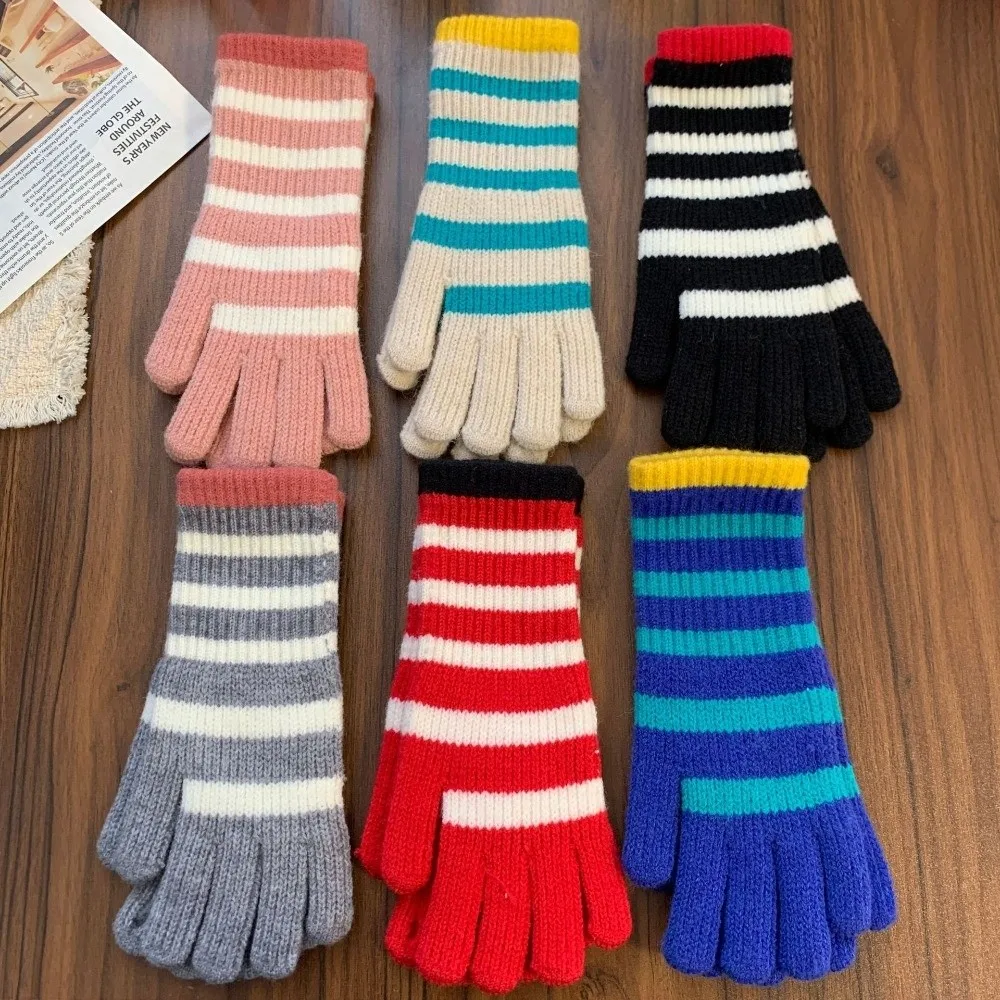 1 Pair Colorful Striped Knitted Gloves Touchable Screen Lengthened Full Fingered Gloves Thickened Warm Winter Women's Gloves