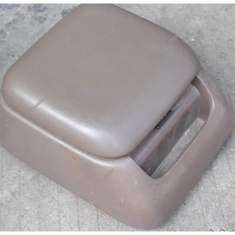 2700 3400 Armrest Box Lid - High Version for 96-02 Original Factory Disassembled Car Interior Accessories