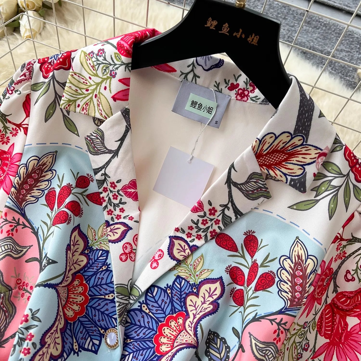 Vacanza estiva Fiore Boho Abito da donna Manica corta Cintura dentellata A-Line Beach Party Vestido Perle Bottoni Abiti maxi