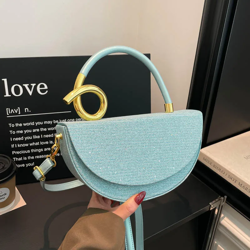 

Новая модная сумка весна-лето – легкие портативные квадратные сумки через плечо, изысканные мини-сумки через плечо.