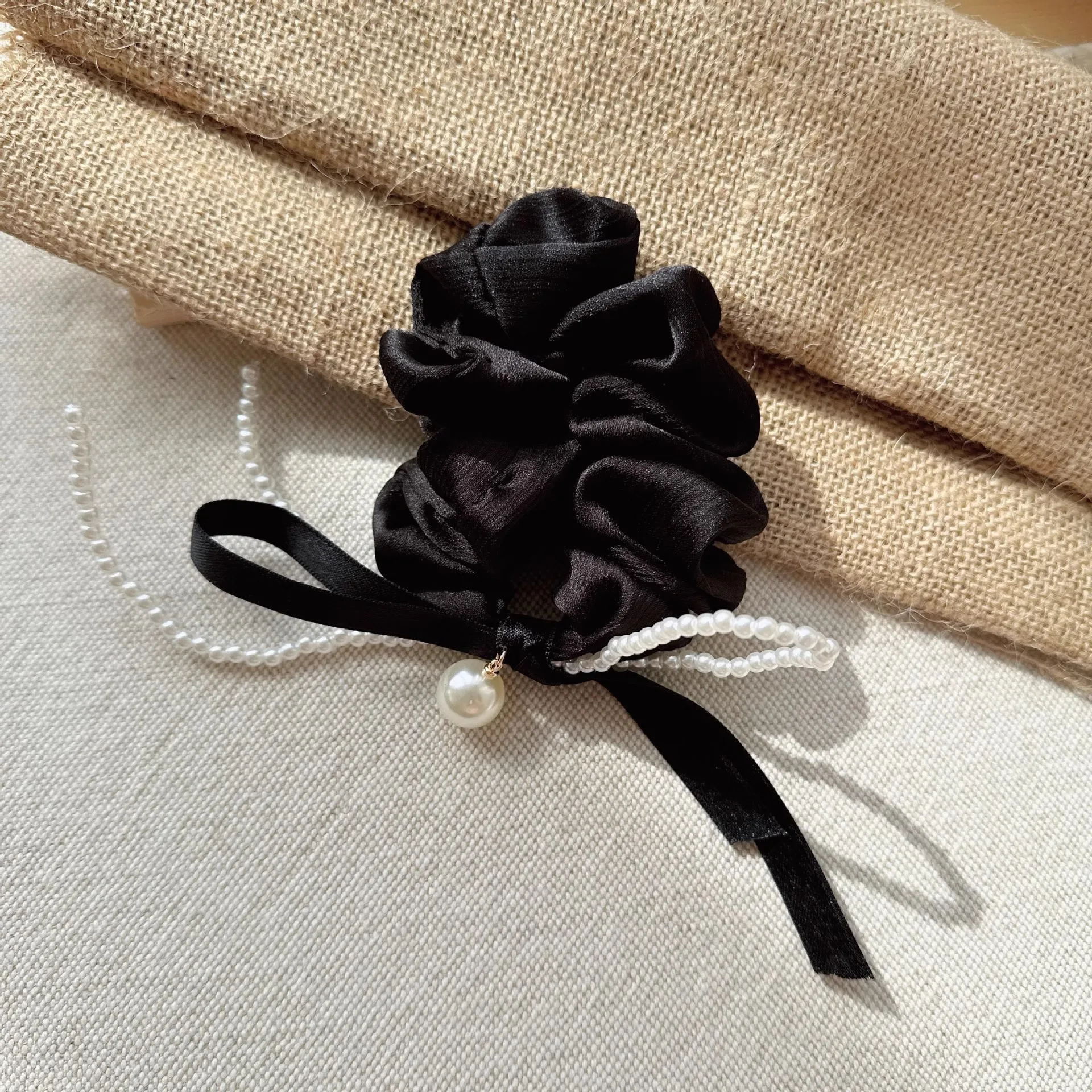 

Soft Comfortable Pearl Ribbon Scrunchie Small Size French Elegant Princess Style High Elastic Non Slip Hair Ring for Daily Use