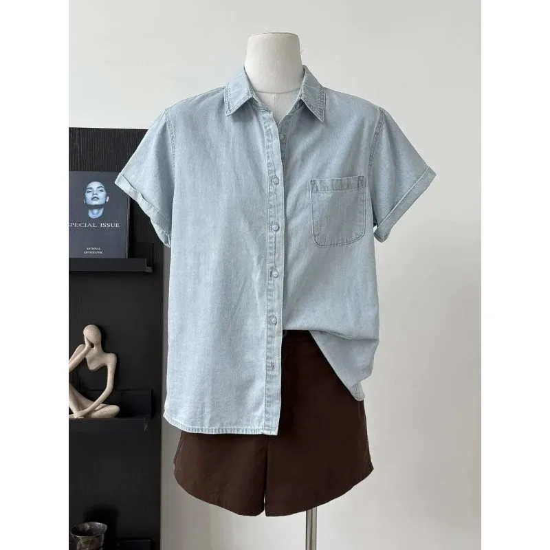 เสื้อเชิ้ตแขนสั้นสีฟ้าอ่อนสไตล์เรโทรสำหรับผู้หญิง ดีไซน์เฉพาะตัว ใช้งานได้หลากหลาย สไตล์ลำลอง เสื้อคลุมคาร์ดิแกนบางเบา มีกระดุมและกระเป๋า