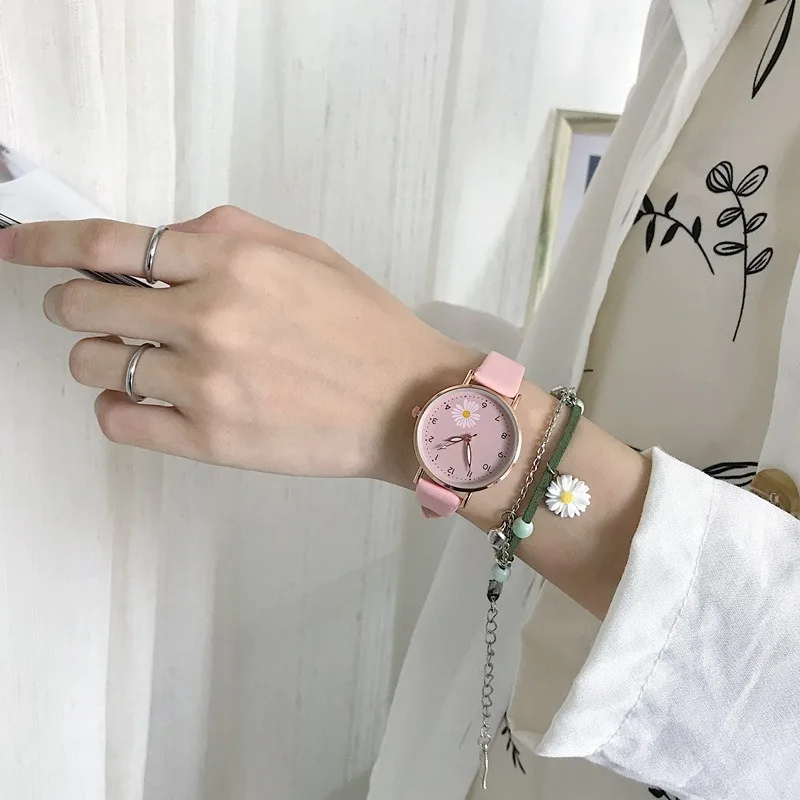 

Светящиеся часы для женщин, простые модные женские кварцевые часы с кожаным ремешком для девочек, милые свежие наручные часы для школьников, подарок