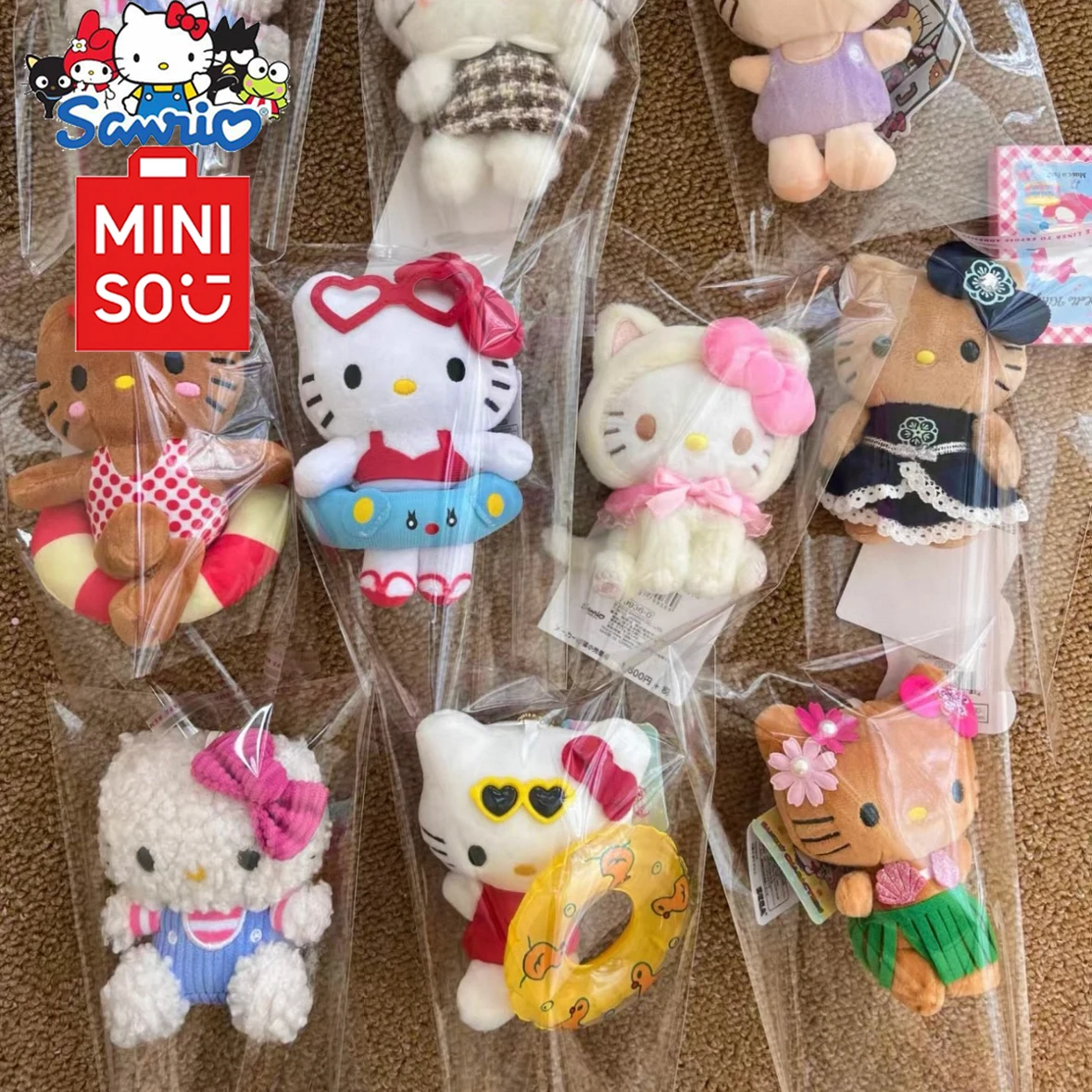 

MINISO Sanrio Hello kitty pendant beach mermaid plaid cute cartoon Black Skin Hellokitty Backpack keychain girl