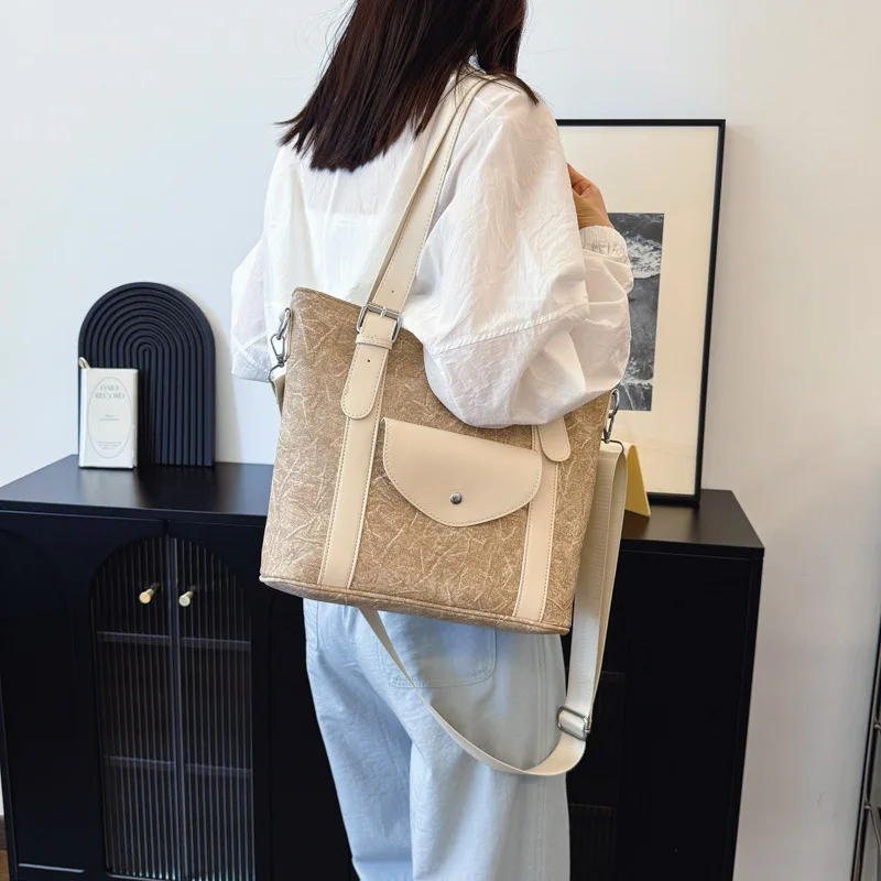 Women's Tote Bag Underarm Single Shoulder Crossbody Bag New Fashionable and Versatile High End Commuter Large Capacity