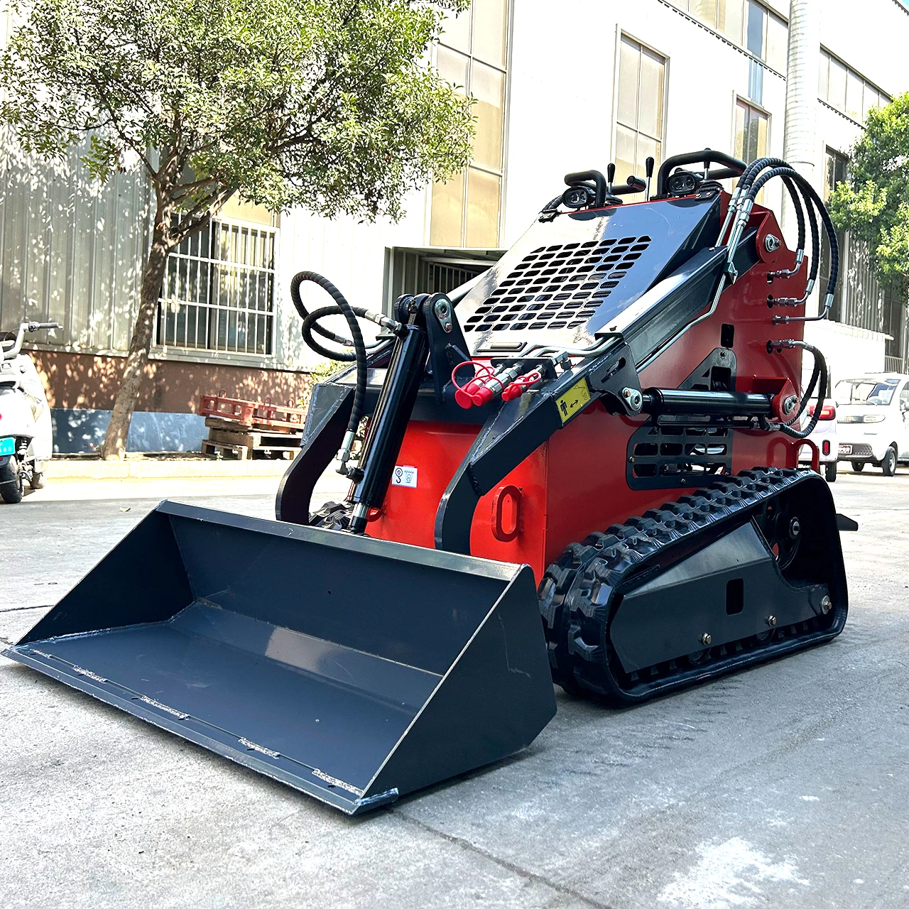 Custom Fast Delivery CE/EPA EURO 5 Small Garden Loader Track Mini Skid Steer Loader With Auger Bucket Snow Plow Trencher