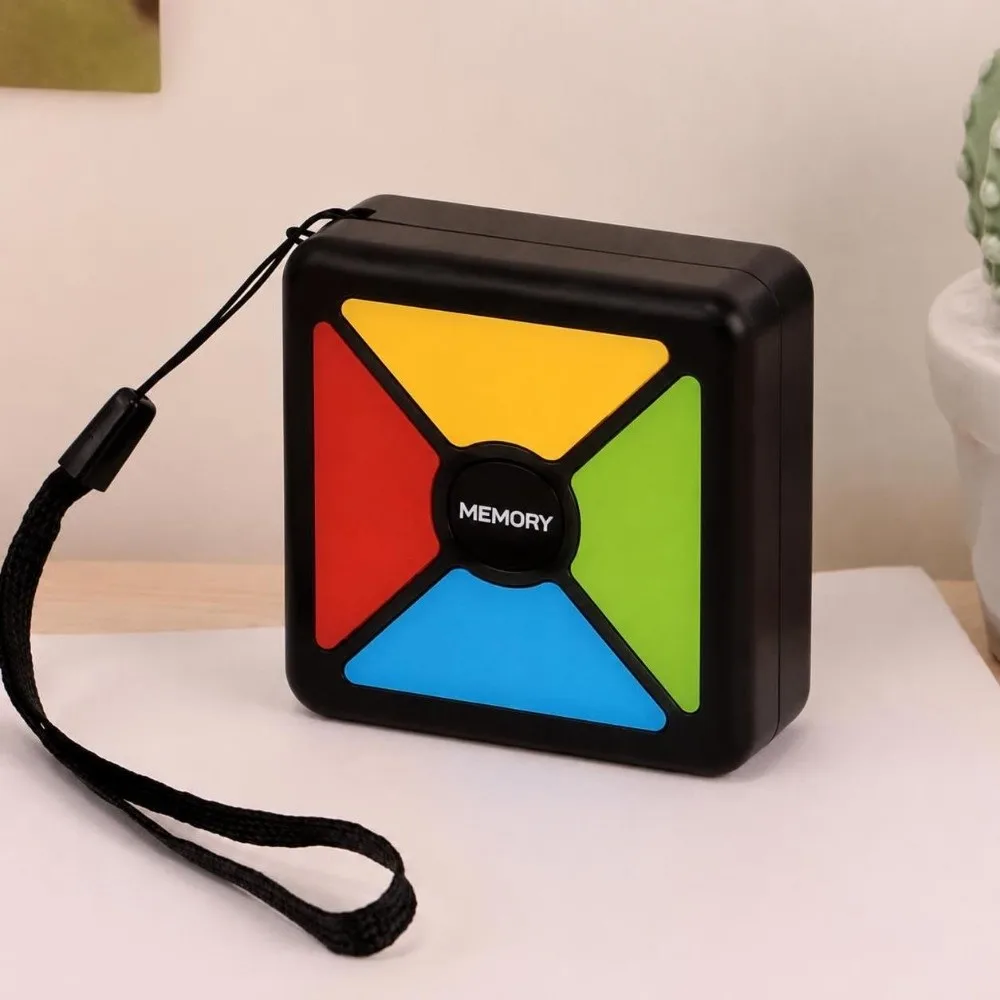 New Interactive Memory Game Toy Round Battery Operated Handheld Electronic Toy Lights and Sounds Electronic Game Toy For Kid