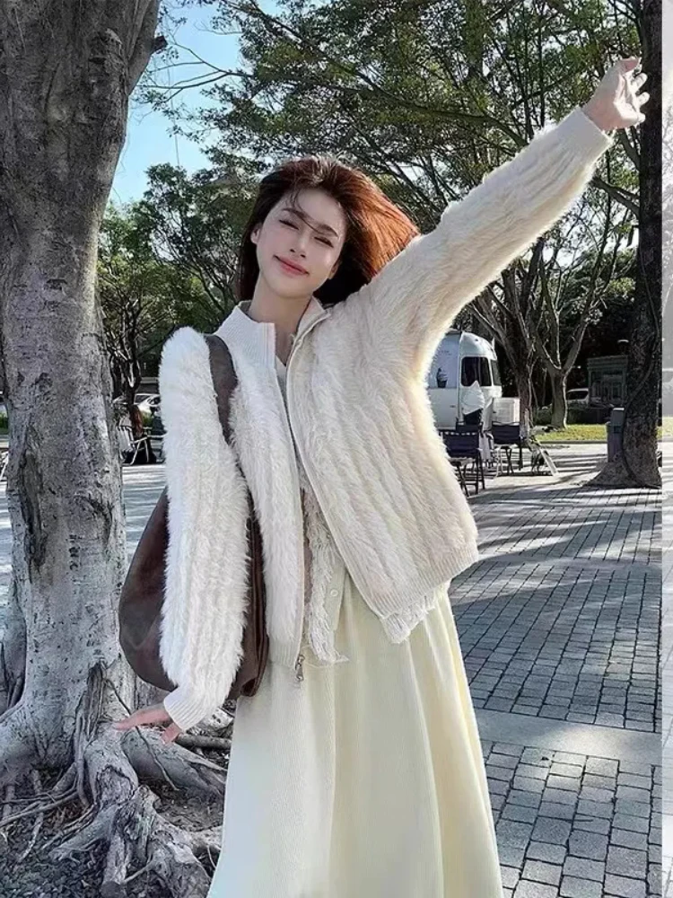 2025 New Autumn and Winter Style Faux Mink Fur Jacket, Women's Knitted Warm and Thick Outer Cold Resistant Cardigan Coat