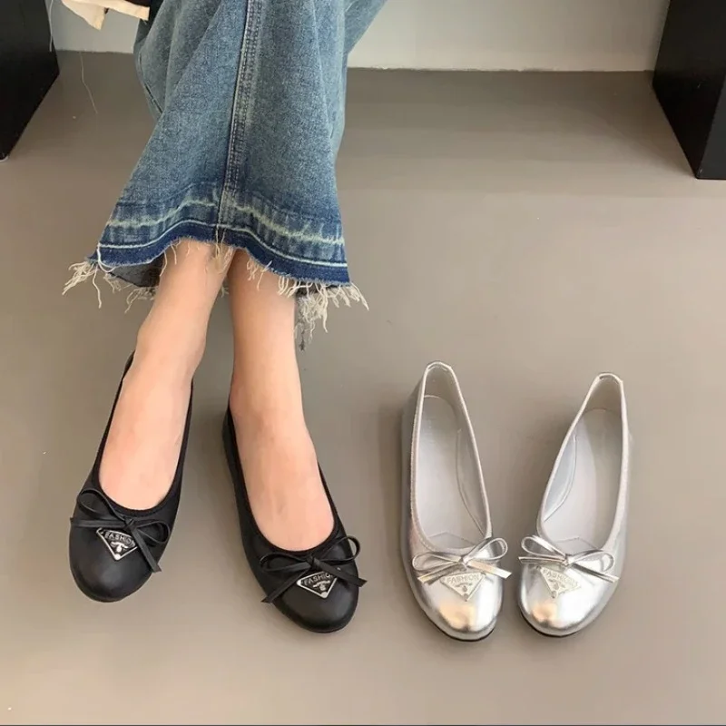 Sheepskin version ~ triangle bow flat ballet shoes women's gentle wind comfortable round toe shallow commuter shoes areversatile