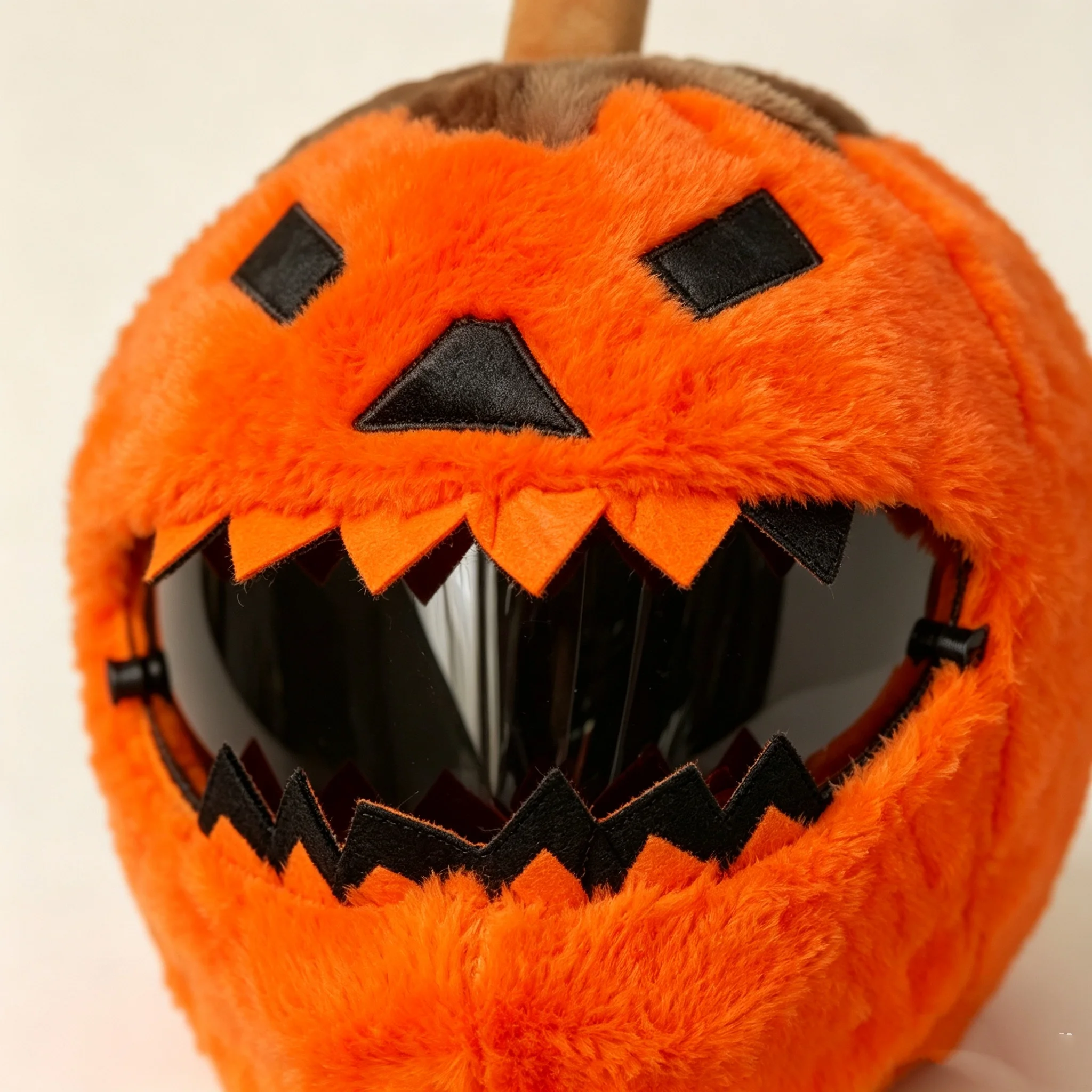 Cartoon-Plüsch Halloween-Kürbis Motorradhelm-Abdeckung, Lustige Schutzhelm-Hülle für Weihnachten Motorrad-Zubehör – Detail 2