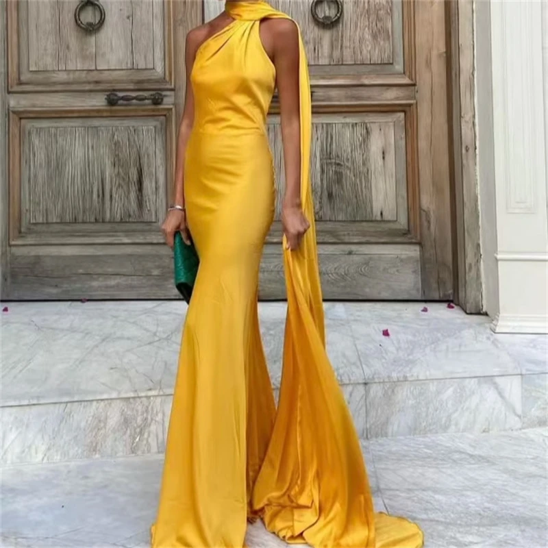 Elegant ผู้หญิงริบบิ้นยาวซาตินชุดปาร์ตี้ Halter Backless หญิงชุด 2025 ฤดูร้อน Lady ชุดราตรี