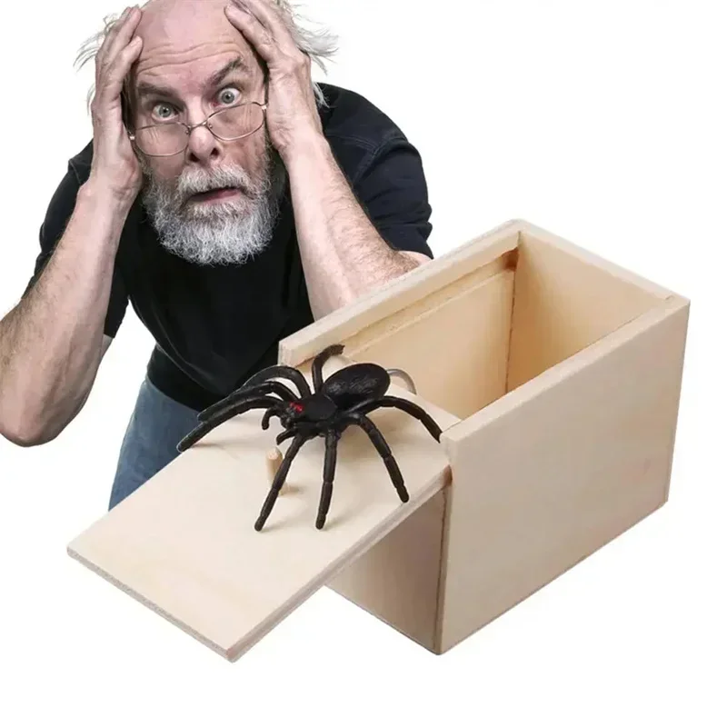 1pc Halloween Spider Surprise Box Joke Fun Scare Prank Gag Gifts Kids Adult Toys Scared Wooden Magic Box Spoof Scary Little Bug