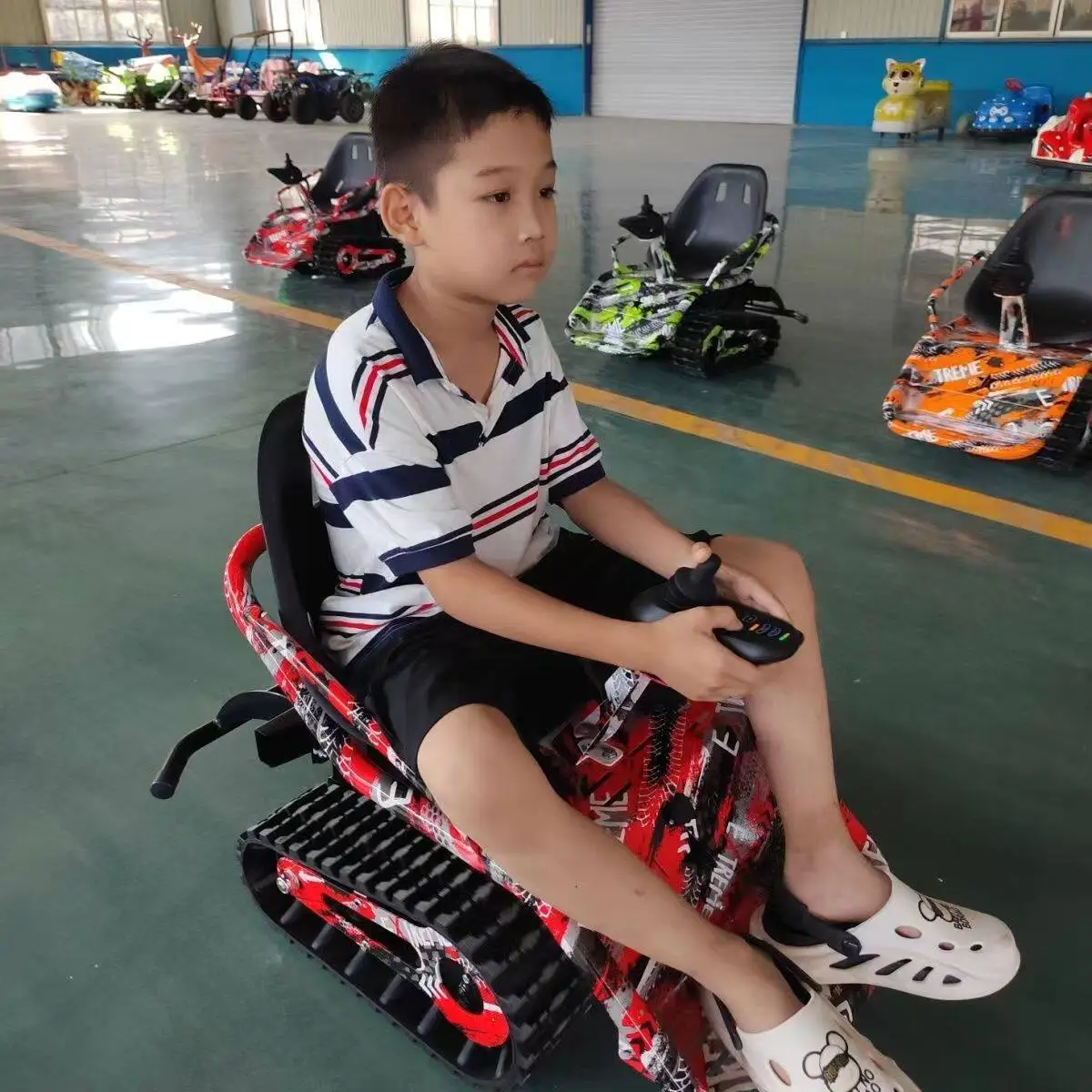 24V Electric Tracked Beach Vehicle | Single/Double Seat Crawler Tank with 20Ah Battery & Remote