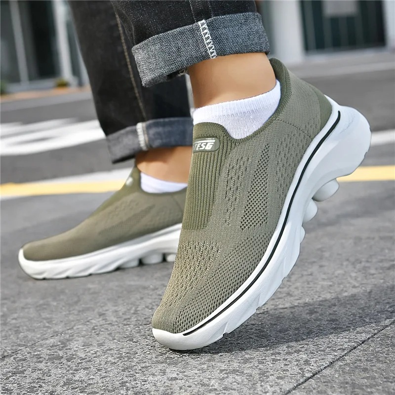 

New Fashion Men Breathable Casual Sock Shoes Thick-soled Sport Shoes Street Cool Chunky Sneaker