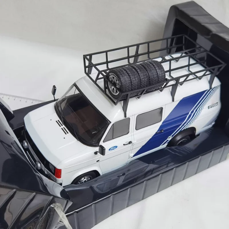 IXO 1/18 Scale TRANSIT MK II Alloy Simulation Car Model Static Collection Decorated Holiday Gifts Toys Souvenir Gift