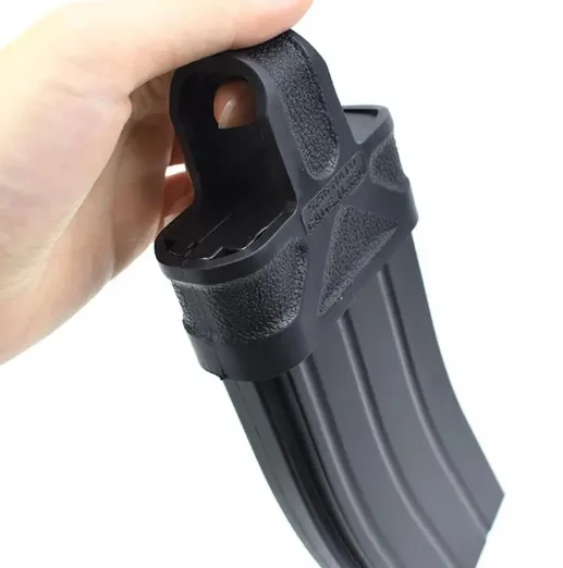 

M4 card sleeve rubber sleeve, universal tactical quick pull triangular magazine bag. Glock 5.56 Mag bag holder protective cover