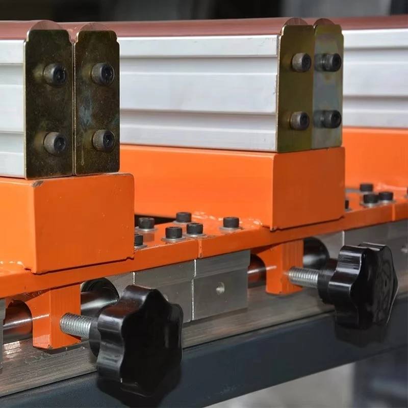 2400X2400x850mm door and window assembly table with adjustable arm and toolbox