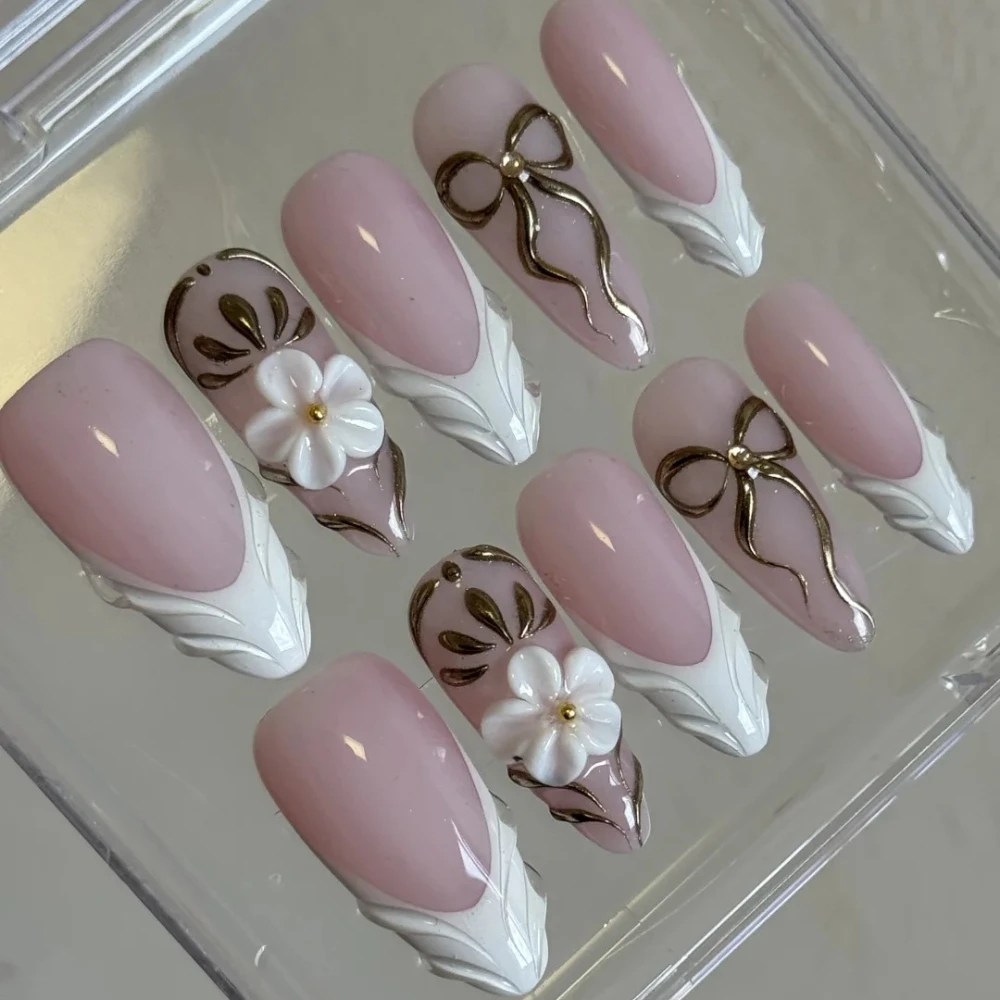 10 pièces 2025 été à la main en forme d'amande presse sur les ongles 3D blanc français fleur et nœud conception comprend un Kit de lime à ongles